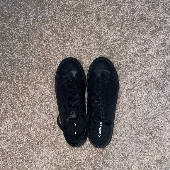 NWOB- Converse all stars new leather low cut/ profile sneakers size 7.5 - Picture 10 of 13